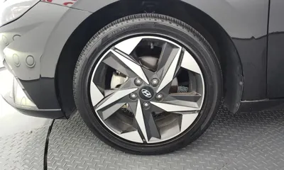 Hyundai Avante 2023, 29530 км, за 12162.89 USD