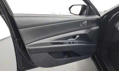 Hyundai Avante 2023, 29530 км, за 12162.89 USD - фото 24