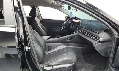 Hyundai Avante 2023, 29530 км, за 12162.89 USD - фото 26