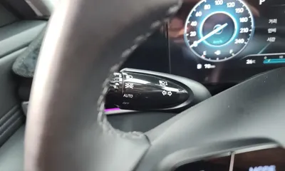 Hyundai Avante 2023, 29530 км, за 12162.89 USD - фото 29