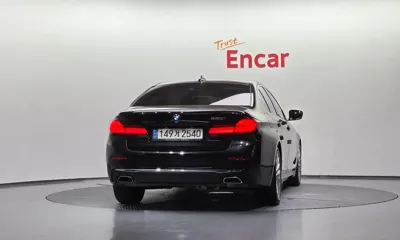 BMW 5-Series 2021, 106807 км, за 18800.43 USD
