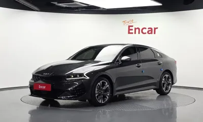 Kia K5 · 2023 год