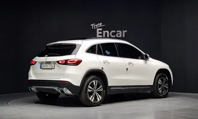 Mercedes-Benz GLA-Class 2021, 58890 км, за 20677.43 USD