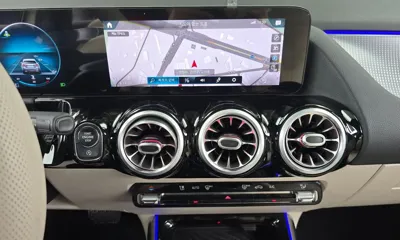 Mercedes-Benz GLA-Class 2021, 58890 км, за 20677.43 USD - фото 13