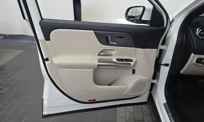Mercedes-Benz GLA-Class 2021, 58890 км, за 20677.43 USD - фото 24
