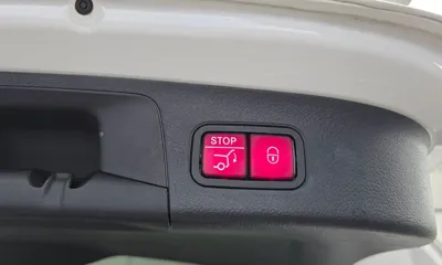 Mercedes-Benz GLA-Class 2021, 58890 км, за 20677.43 USD - фото 33