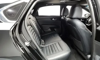 Kia K3 2020, 79009 км, за 8801.89 USD - фото 12