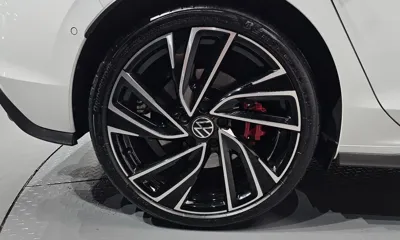 Volkswagen Golf 2024, 8763 км, за 24429.98 USD - фото 21