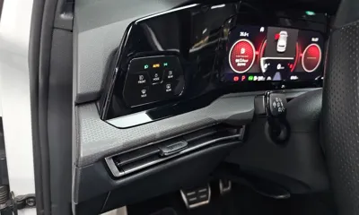 Volkswagen Golf 2024, 8763 км, за 24429.98 USD - фото 30
