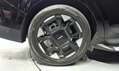 Kia Canival 2025, 44572 км, за 38652.13 USD