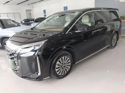 BYD Xia 2025, 19000 км, за 28378.17 USD