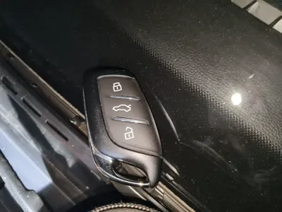 Roewe i5 2026, 600 км, за 6332 USD - фото 9