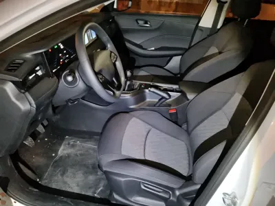 Roewe i5 2026, 600 км, за 6332 USD - фото 16