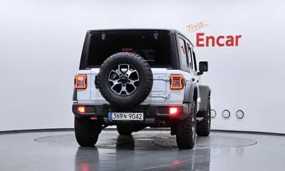 Jeep Wrangler 2023, 23433 км, за 31965.87 USD