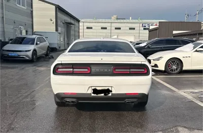 Dodge Challenger 2017, 121000 км, за 29473.55 USD