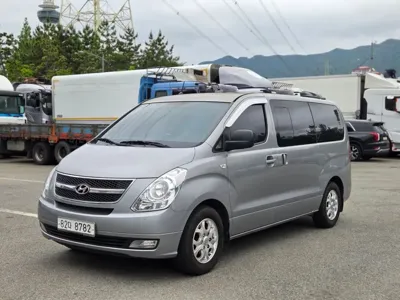 Hyundai Starex · 2012 год