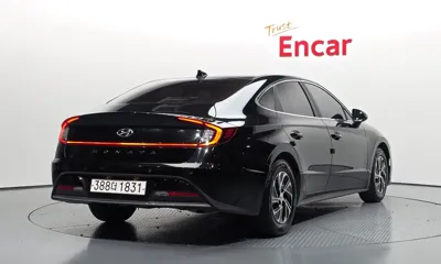 Hyundai Sonata 2022, 111581 км, за 9902.29 USD