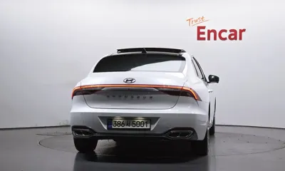 Hyundai Grandeur 2021, 106650 км, за 16848.83 USD