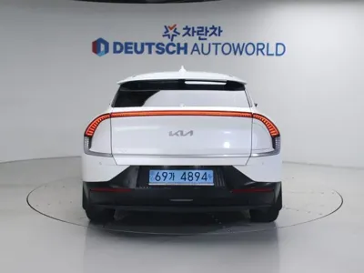 Kia EV6 2022, 171463 км, за 14835.24 USD