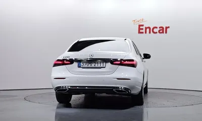 Mercedes-Benz E-Class 2021, 56262 км, за 26903.77 USD