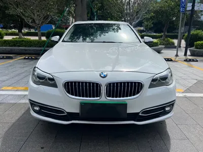 BMW 5 Series 2015, 110000 км, за 10270.55 USD