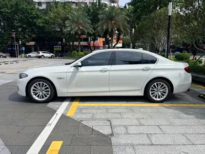 BMW 5 Series 2015, 110000 км, за 10270.55 USD