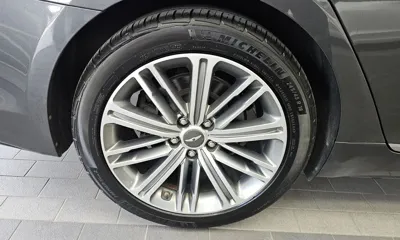 Genesis G80 2018, 170987 км, за 7417.62 USD
