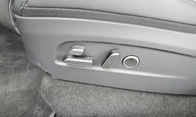 Tesla Model Y 2026, 367 км, за 47389.96 USD - фото 29