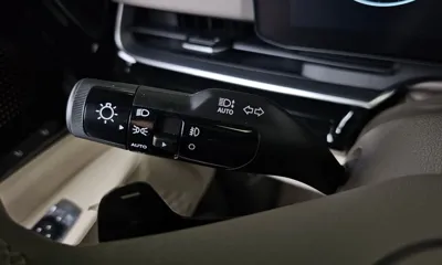 Kia Canival 2025, 9232 км, за 32828.44 USD - фото 31