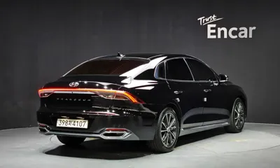 Hyundai Grandeur 2021, 122726 км, за 11661.24 USD