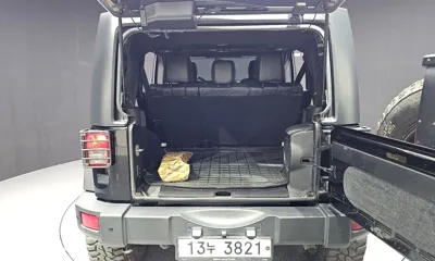 Jeep Wrangler 2011, 158721 км, за 17847.71 USD - фото 20