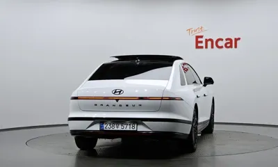 Hyundai Grandeur 2023, 22179 км, за 23042.36 USD