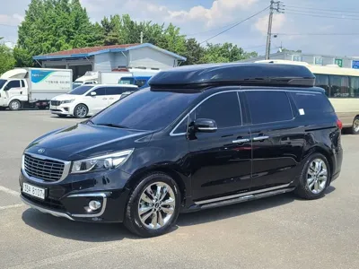 Kia Canival · 2015 год