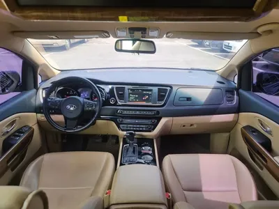 Kia Canival 2015, 144823 км, за 9058.68 USD