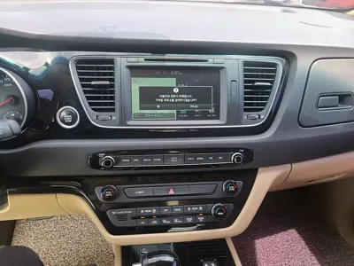 Kia Canival 2015, 144823 км, за 9058.68 USD - фото 12