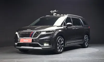 Kia Canival · 2021 год