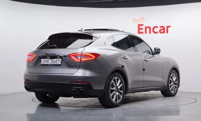 Maserati Levante 2018, 147926 км, за 16195.15 USD