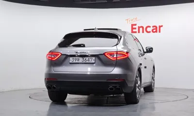 Maserati Levante 2018, 147926 км, за 16195.15 USD