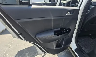 Kia Sportage 2019, 84368 км, за 10043.32 USD - фото 25
