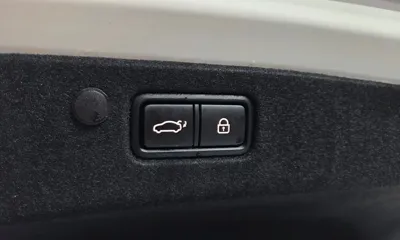 Hyundai Grandeur 2022, 85044 км, за 15688.59 USD - фото 20