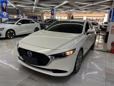 Mazda 3 Axela · 2023 год