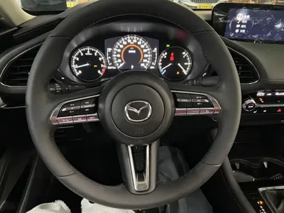 Mazda 3 Axela 2023, 26000 км, за 14704.79 USD - фото 14