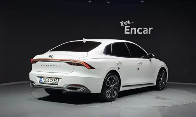 Hyundai Grandeur 2021, 51659 км, за 15562.9 USD