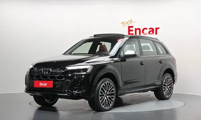 Audi SQ7 · 2026 год