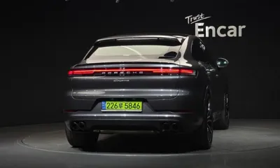 Porsche Cayenne 2024, 35558 км, за 88617.57 USD