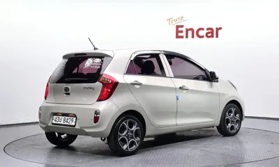 Kia Morning 2015, 181738 км, за 1903.64 USD