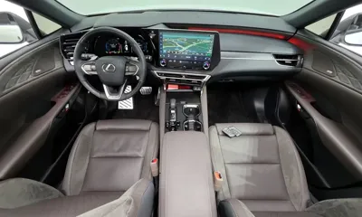 Lexus RX 2025, 6238 км, за 58441.12 USD - фото 7
