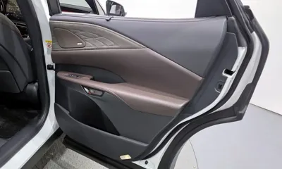 Lexus RX 2025, 6238 км, за 58441.12 USD - фото 25