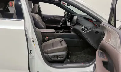 Lexus RX 2025, 6238 км, за 58441.12 USD - фото 26