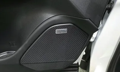 Lexus RX 2025, 6238 км, за 58441.12 USD - фото 30